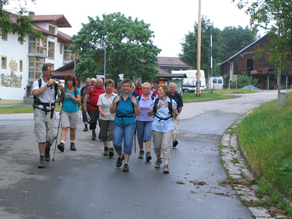 Wanderung zum Hennenkobel